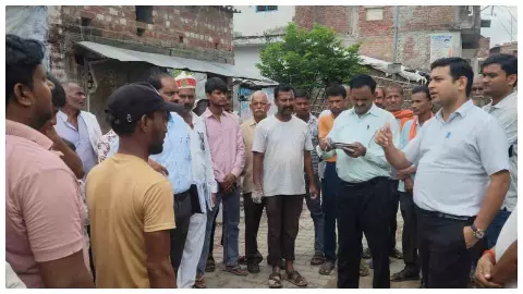 Kushinagar ज्वाइंट मजिस्ट्रेट के निरीक्षण में खुली व्यवस्था की पोल, हेल्थ सेंटर पर लटका मिला ताला