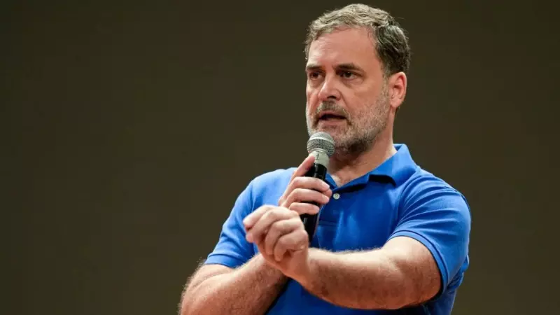 कांग्रेस में ‘ड्राइंग रूम पॉलिटिक्स’ का खेल खत्म? राहुल गांधी खुद चुनेंगे 120 नए चेहरे, पुराने दिग्गजों की होगी छुट्टी? कांग्रेस में ‘ड्राइंग रूम पॉलिटिक्स’ का खेल खत्म? राहुल गांधी खुद चुनेंगे 120 नए चेहरे, पुराने दिग्गजों की होगी छुट्टी?