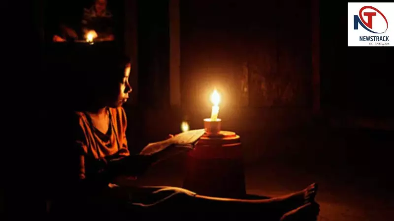 Chandauli News: नौगढ़ में पसही ग्रिड फेल होने से 139 गांवों में छाया अंधेरा Chandauli News: नौगढ़ में पसही ग्रिड फेल होने से 139 गांवों में छाया अंधेरा