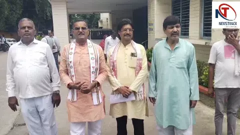 Fatehpur News: जिला अस्पताल में दलाली और लापरवाही का आरोप, भाजपा नेता ने डीएम से की कार्रवाई की मांग