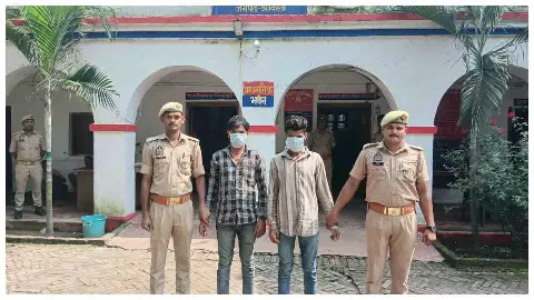 Shravasti News: आर्केस्ट्रा में नाबालिग बालिकाओं के शोषण मामले में दो गिरफ्तार