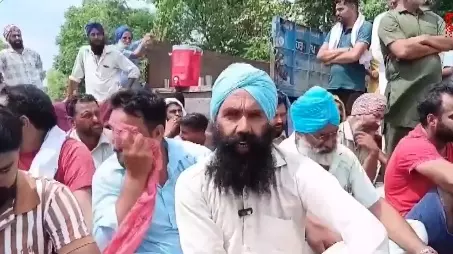 पंजाब में बिजली संकट से हाहाकार, सड़कों पर किसान; हाईवे जाम, धान की फसल पर मंडराया खतरा
