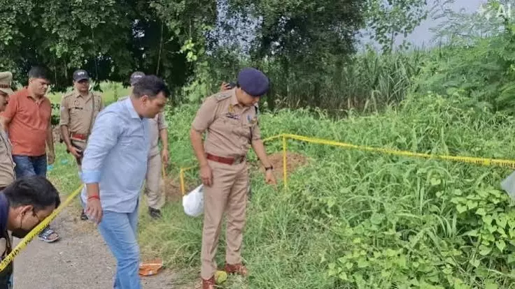 Muzaffarnagar में अपहरण के आरोपी के पिता की गोली मारकर हत्या, हाइवे किनारे मिला शव Muzaffarnagar में अपहरण के आरोपी के पिता की गोली मारकर हत्या, हाइवे किनारे मिला शव