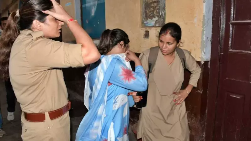 कानपुर ससुर हत्याकांड: कोर्ट में मुंह छुपाती दिखी शालू, 1000 पन्नों की CDR में क्या? रिमांड पर सुनवाई 19 सितंबर तक टली