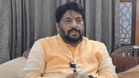 गोपाल कांडा के ठिकानों पर ED की ताबड़तोड़ छापेमारी! 248 करोड़ की हेराफेरी का आरोप, हरियाणा में हड़कंप!