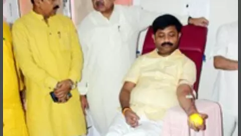Voluntary blood donation camp in Prayagraj on PM Modis birthday