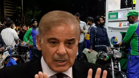 पाकिस्तान में मिडिल ईस्ट युद्ध का डर! सरकारी गाड़ियों के पेट्रोल में 50% कटौती, विदेश यात्रा पर रोक पाकिस्तान में मिडिल ईस्ट युद्ध का डर! सरकारी गाड़ियों के पेट्रोल में 50% कटौती, विदेश यात्रा पर रोक