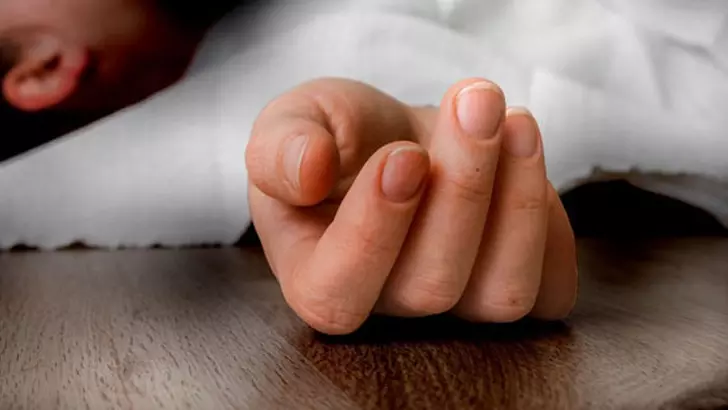 पति-पत्नी के विवाद ने लिया खौफनाक मोड़, 3 माह की बच्ची की मौत से मचा हड़कंप पति-पत्नी के विवाद ने लिया खौफनाक मोड़, 3 माह की बच्ची की मौत से मचा हड़कंप