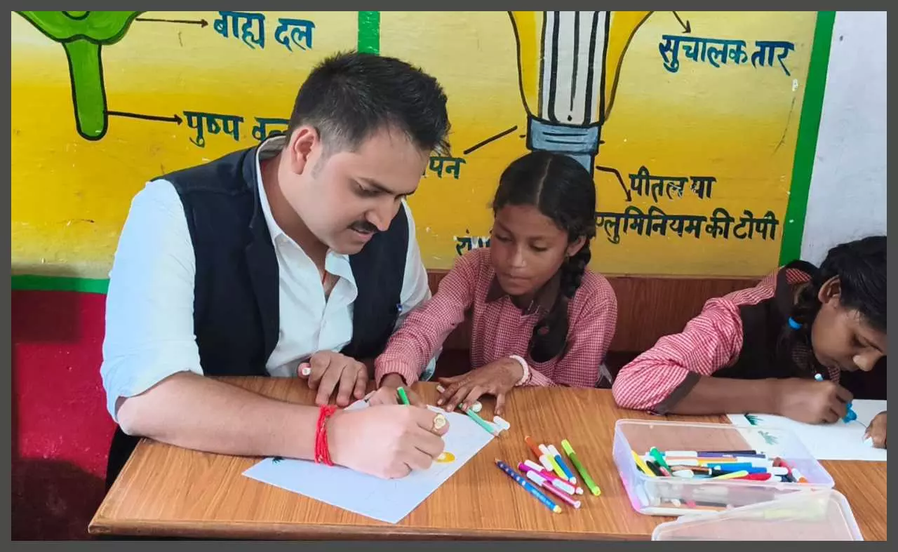 Dream of developed India of children seen in colors, DM Thami Kuchi To Khil Uthe Naunihal Dream of developed India of children seen in colors, DM Thami Kuchi To Khil Uthe Naunihal