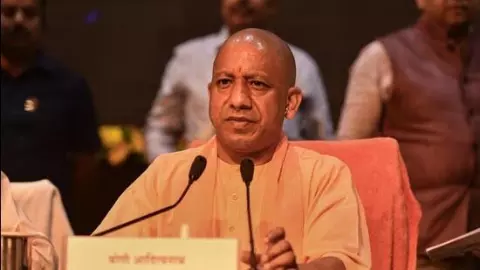 2027 से पहले यूपी में Yogi सरकार बड़ा दांव, पंचायत सहायकों से किसान-अग्निवीरों तक को दी बड़ी सौगात