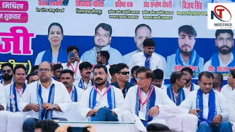 Sitapur: मिश्रिख में चंद्रशेखर आजाद का ऐलान: सत्ता मिली तो शराब के ठेकों की जगह खोलेंगे लाइब्रेरी Sitapur: मिश्रिख में चंद्रशेखर आजाद का ऐलान: सत्ता मिली तो शराब के ठेकों की जगह खोलेंगे लाइब्रेरी