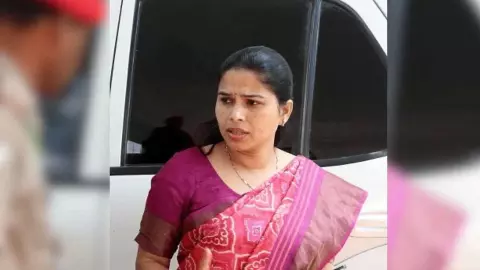 भाजपा विधायक पूजा पाल के खाते से 1.55 लाख गायब, iPhone में सेंध की आशंका, जांच शुरू भाजपा विधायक पूजा पाल के खाते से 1.55 लाख गायब, iPhone में सेंध की आशंका, जांच शुरू