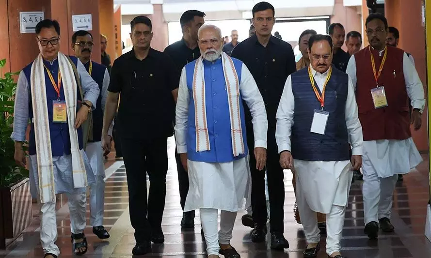 कैबिनेट फेरबदल की अटकलों के बीच PM मोदी का महामंथन, 23-24 सितंबर को मंत्रियों की लगेगी ‘क्लास’! कैबिनेट फेरबदल की अटकलों के बीच PM मोदी का महामंथन, 23-24 सितंबर को मंत्रियों की लगेगी ‘क्लास’!