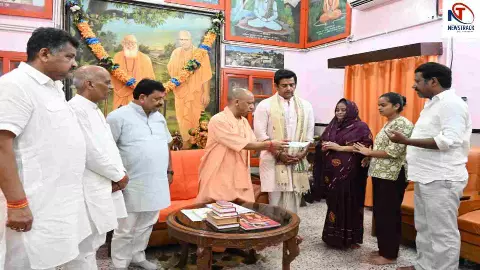 CM Yogi Adityanath CM Yogi Adityanath