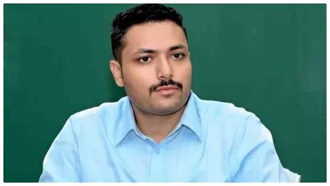 Bulandshahr News: IGRS निस्तारण में लापरवाही पर डीएम का एक्शन, 34 अधिकारियों का वेतन रोका। Bulandshahr News: IGRS निस्तारण में लापरवाही पर डीएम का एक्शन, 34 अधिकारियों का वेतन रोका।