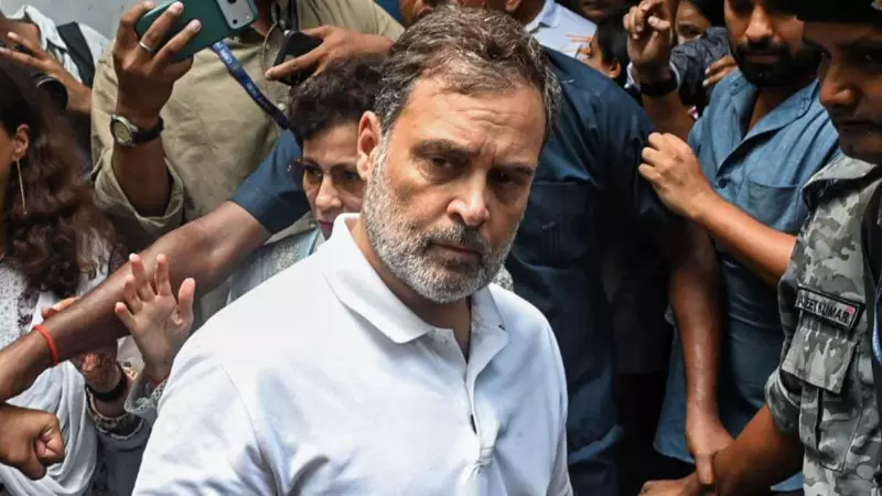 आखिर कहां से शुरू हुई वोट चोरी? SIR बावल के बीच राहुल गांधी के खुलासे से सियासी घमासान आखिर कहां से शुरू हुई वोट चोरी? SIR बावल के बीच राहुल गांधी के खुलासे से सियासी घमासान