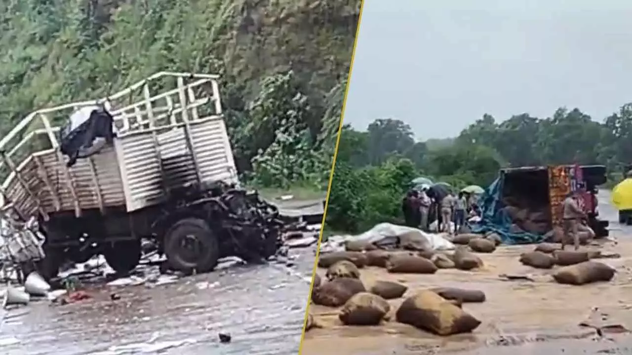 छत्तीसगढ़ के बालोद में NH-30 पर मौत का तांडव! दर्दनाक सड़क हादसे में 6 की मौत, 7 लोग घायल छत्तीसगढ़ के बालोद में NH-30 पर मौत का तांडव! दर्दनाक सड़क हादसे में 6 की मौत, 7 लोग घायल