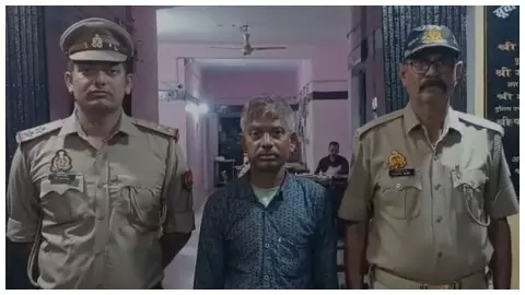 Police shikanja, accused arrested in large codeine syrup smuggling network Police shikanja, accused arrested in large codeine syrup smuggling network