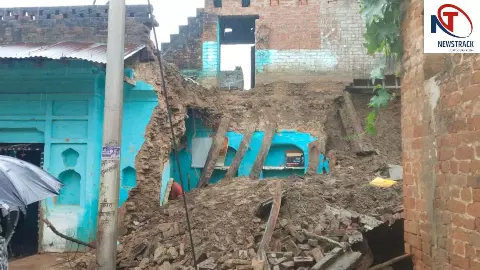 Kanpur News: कानपुर देहात में मूसलाधार बारिश का कहर, कच्चा मकान ढहा; मलबे में दबे ग्रामीण को बचाया Kanpur News: कानपुर देहात में मूसलाधार बारिश का कहर, कच्चा मकान ढहा; मलबे में दबे ग्रामीण को बचाया