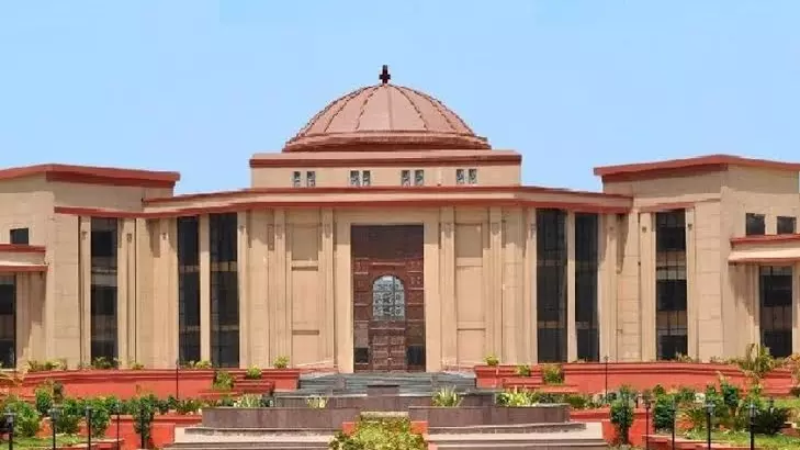 POCSO मामलों में हाई कोर्ट का बड़ा फैसला, आरोपी की अपील से पहले पीड़ित को नोटिस देना जरूरी POCSO मामलों में हाई कोर्ट का बड़ा फैसला, आरोपी की अपील से पहले पीड़ित को नोटिस देना जरूरी