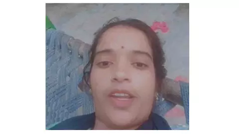 Etah News: वायरल वीडियो ने जलेसर पुलिस की कार्यशैली पर उठाए सवाल, महिला पर मुकदमा Etah News: वायरल वीडियो ने जलेसर पुलिस की कार्यशैली पर उठाए सवाल, महिला पर मुकदमा