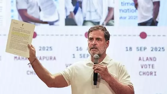 मुझे समुद्र में तैरना पसंद है जब लहरें..., CEC विवाद के बीच राहुल गांधी का Cryptic Post मुझे समुद्र में तैरना पसंद है जब लहरें..., CEC विवाद के बीच राहुल गांधी का Cryptic Post