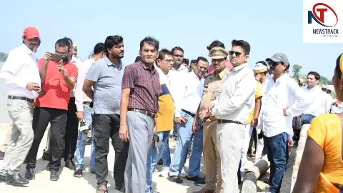 Siddharthnagar: बाढ़ प्रभावित गांवों का डीएम ने किया निरीक्षण, फसल सर्वे और राहत वितरण के निर्देश
