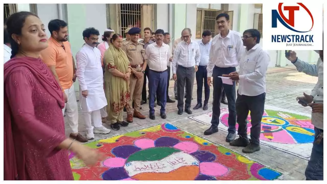 Hathras News: श्री दाऊजी महाराज मेला हाथरस में विज्ञान क्विज प्रतियोगिता का भव्य आयोजन