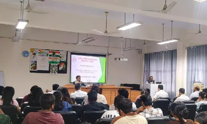 EFLU लखनऊ में हिंदी माह-2026 का भव्य समापन, डिजिटल युग में हिंदी पत्रकारिता पर हुई खास चर्चा