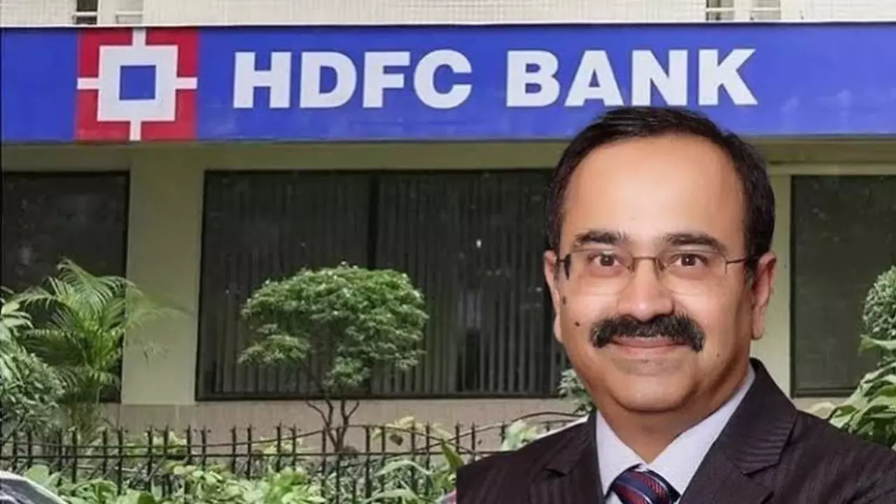 HDFC Bank New CEO: Who Is Anoop Bagchi Behind the ₹10,000 Crore Record? HDFC Bank New CEO: Who Is Anoop Bagchi Behind the ₹10,000 Crore Record?