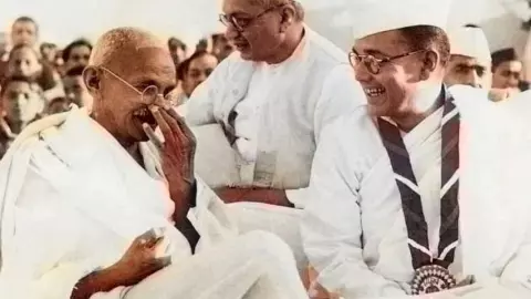 Gandhi Jayanti: When Subhas Bose Defeated Gandhi’s Candidate in Congress President Election Gandhi Jayanti: When Subhas Bose Defeated Gandhi’s Candidate in Congress President Election