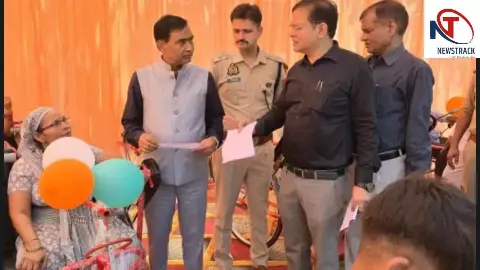 Auraiya: सेवा संकल्प अभियान के तहत दिव्यांगजनों को मिले सहायक उपकरण, 55 लाभार्थियों को प्रमाण-पत्र Auraiya: सेवा संकल्प अभियान के तहत दिव्यांगजनों को मिले सहायक उपकरण, 55 लाभार्थियों को प्रमाण-पत्र