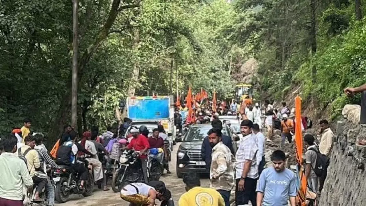 Badrinath Traffic Jam Badrinath Traffic Jam