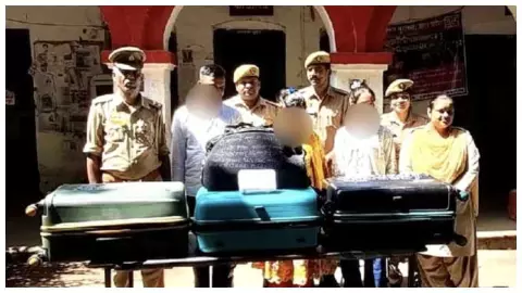 Jhansi News: बेरोजगारी ने बनाया गांजा तस्कर, पति-पत्नी समेत तीन गिरफ्तार
