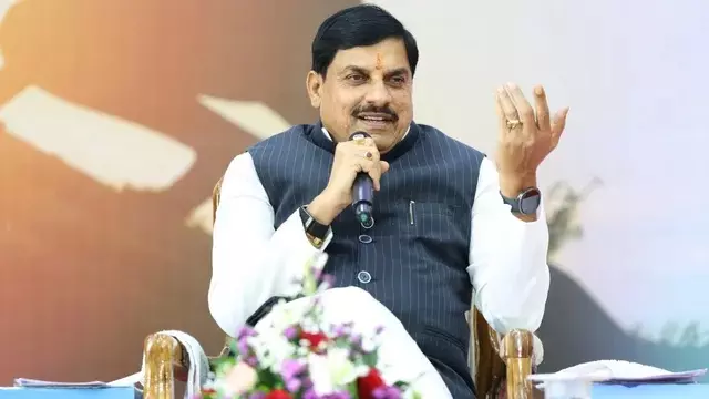 CM मोहन यादव से जुड़ेंगे 20 हजार युवा, जुबिन नौटियाल-कबीर कैफ लगाएंगे सुरों का तड़का CM मोहन यादव से जुड़ेंगे 20 हजार युवा, जुबिन नौटियाल-कबीर कैफ लगाएंगे सुरों का तड़का