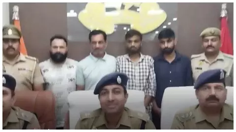 Bijnor में ठगी और बाइक चोरी के मामलों में चार आरोपी गिरफ्तार Bijnor में ठगी और बाइक चोरी के मामलों में चार आरोपी गिरफ्तार