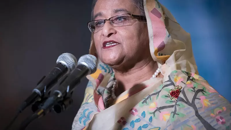 शेख हसीना को लेकर भारत-बांग्लादेश फिर आमने-सामने, तारिक रहमान ने क्यों तेज की प्रत्यर्पण की मांग? शेख हसीना को लेकर भारत-बांग्लादेश फिर आमने-सामने, तारिक रहमान ने क्यों तेज की प्रत्यर्पण की मांग?