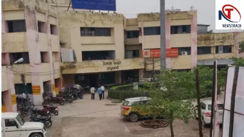 Kaushambi News: कौशाम्बी में ग्राम पंचायत अधिकारी पर आरोपों को लेकर सवाल, निष्पक्ष जांच की मांग