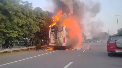 Noida-Greater Noida Expressway