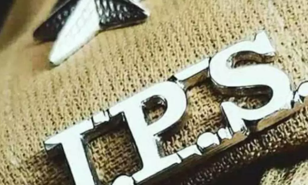 यूपी में 21 IPS अफसरों के तबादले, कई जिलों के SP बदले; जानें किसे मिली कौन-सी जिम्मेदारी
