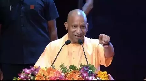 जर्सी से वर्दी तक पहुंचे 470 खिलाड़ी, CM योगी बोले- ‘रील में लाइक्स मिलते हैं, मैदान में लाइफ’