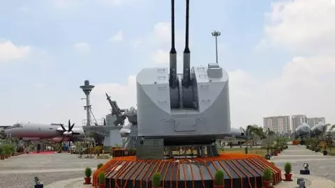लखनऊ में नौसेना शौर्य संग्रहालय का होगा विस्तार, बोटिंग और लाइट एंड साउंड शो होंगे आकर्षण लखनऊ में नौसेना शौर्य संग्रहालय का होगा विस्तार, बोटिंग और लाइट एंड साउंड शो होंगे आकर्षण