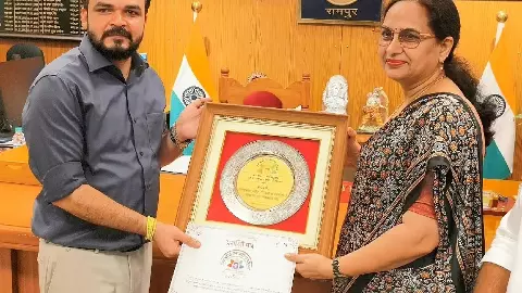 आयुष्मान कार्ड बनाने में रामपुर प्रदेश में प्रथम, एक साल में बने 1.79 लाख कार्ड आयुष्मान कार्ड बनाने में रामपुर प्रदेश में प्रथम, एक साल में बने 1.79 लाख कार्ड
