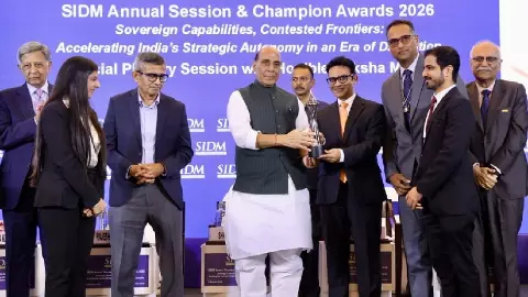 रक्षा निर्यात में उत्कृष्ट प्रदर्शन के लिए अदाणी डिफेंस एंड एयरोस्पेस को SIDM चैंपियन अवार्ड 2026 रक्षा निर्यात में उत्कृष्ट प्रदर्शन के लिए अदाणी डिफेंस एंड एयरोस्पेस को SIDM चैंपियन अवार्ड 2026