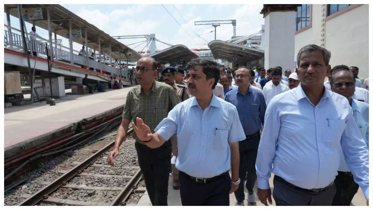 Easy journey of 11.78 lakh passengers at Pitrupaksha Fair 2026, Gaya Junction Easy journey of 11.78 lakh passengers at Pitrupaksha Fair 2026, Gaya Junction