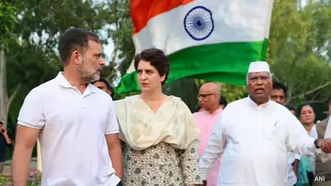 राहुल गांधी का बड़ा ऐलान, आज सुप्रीम कोर्ट तक मार्च करेगा INDIA ब्लॉक; 6 मेट्रो स्टेशन बंद