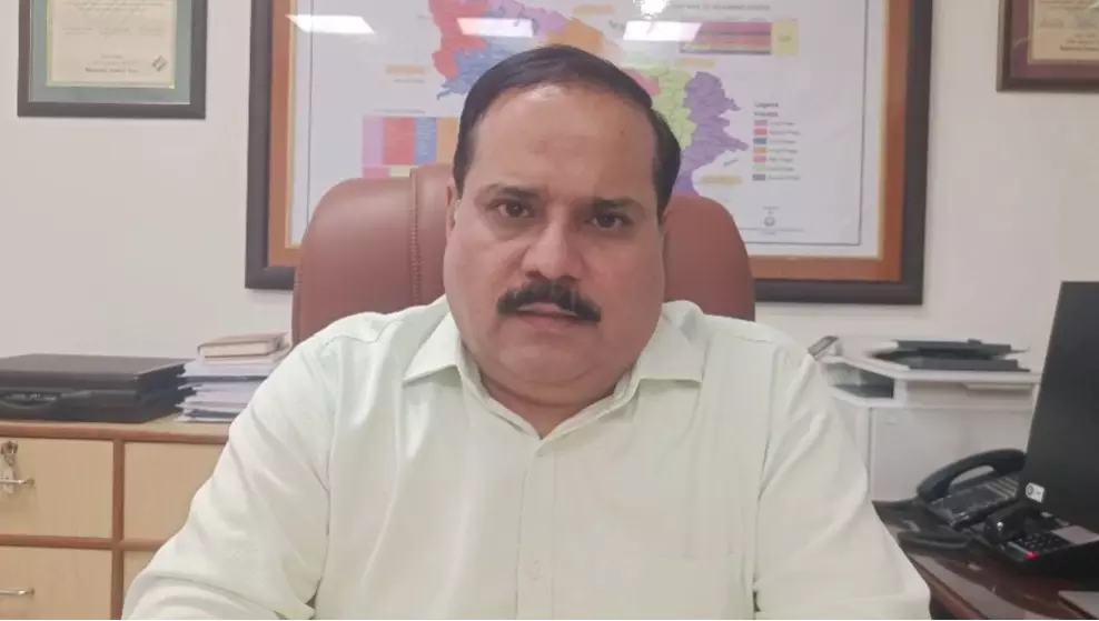 UP में 17 और 24 अक्टूबर को लगेगा मतदाता पंजीकरण कैंप, बूथों पर सुबह 10 से शाम 4 बजे तक मिलेंगे बीएलओ