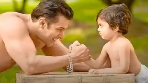 60 की उम्र में पिता बनेगा Bollywood का ये सुपरस्टार, देखिए क्या कहा 60 की उम्र में पिता बनेगा Bollywood का ये सुपरस्टार, देखिए क्या कहा