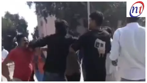 Fatehpur News: मेडिकल कॉलेज परिसर में पार्किंग को लेकर खूनी संघर्ष, वीडियो वायरल