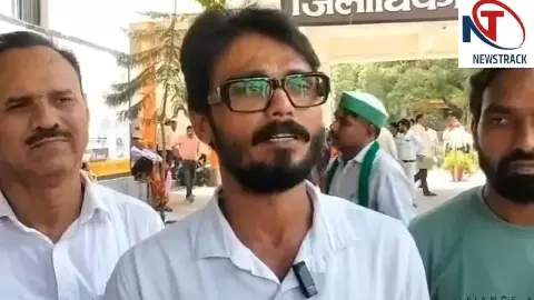 Mainpuri News: मैनपुरी में 950 शिक्षा प्रेरकों के बकाया मानदेय का मुद्दा गरमाया, भुगतान की मांग Mainpuri News: मैनपुरी में 950 शिक्षा प्रेरकों के बकाया मानदेय का मुद्दा गरमाया, भुगतान की मांग